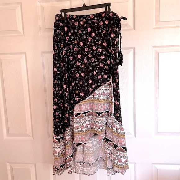 torrid Dresses & Skirts - Torrid 2 hi low maxi wrap skirt